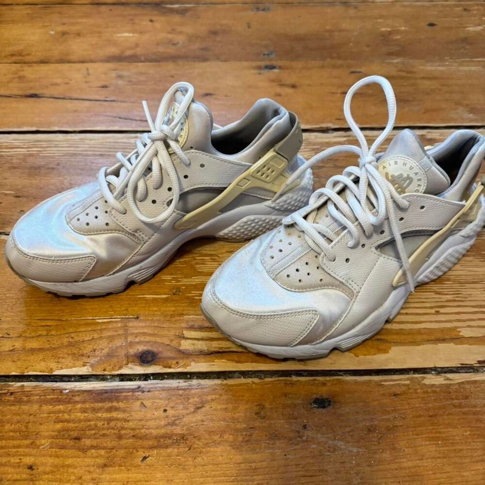 Nike Air Cream Huarache Sz‎ 8.5